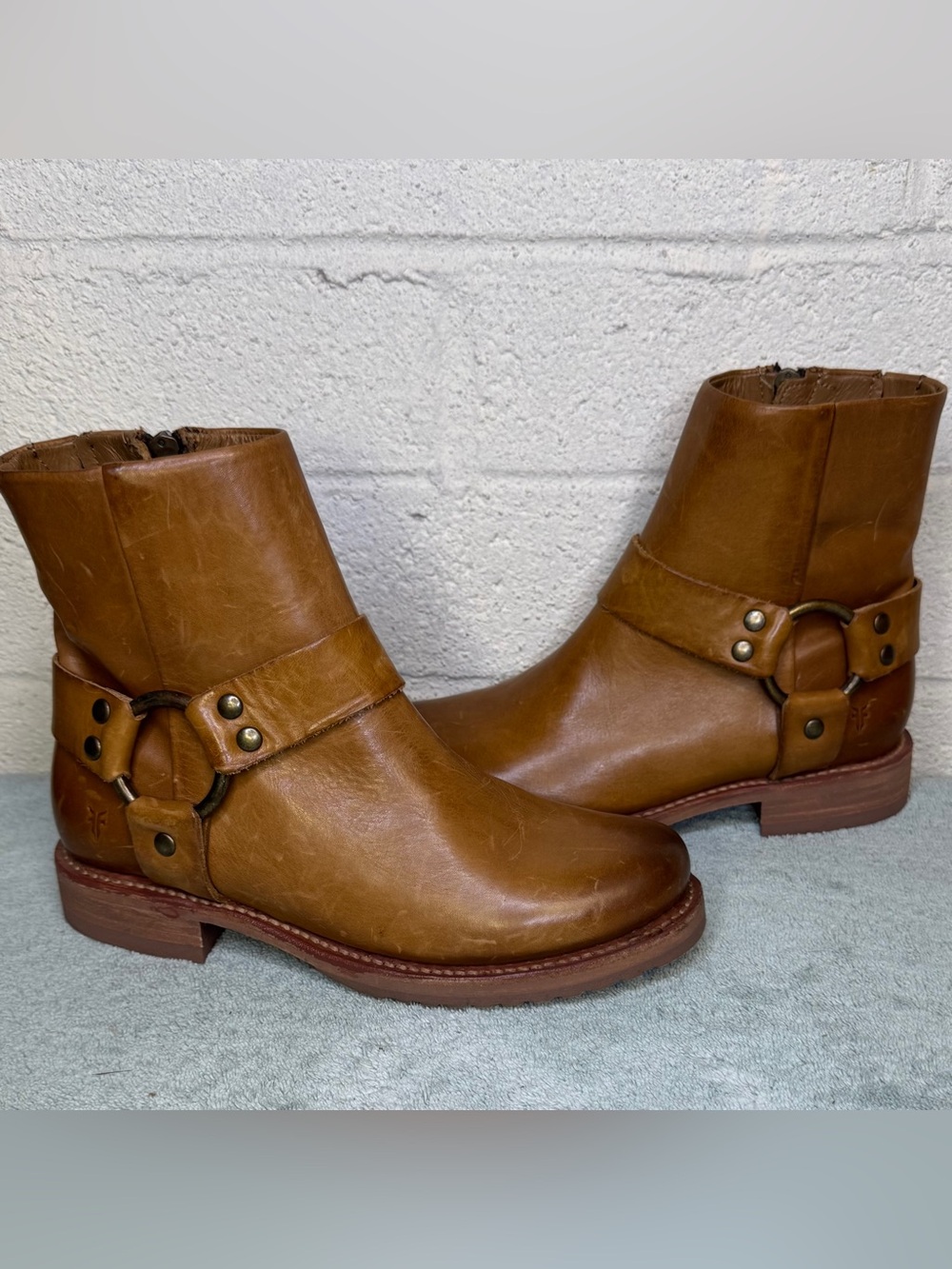 FRYE VERONICA FLEX HARNESS WOMEN BOOTIE CARAMEL LEATHER SIZE 7.5